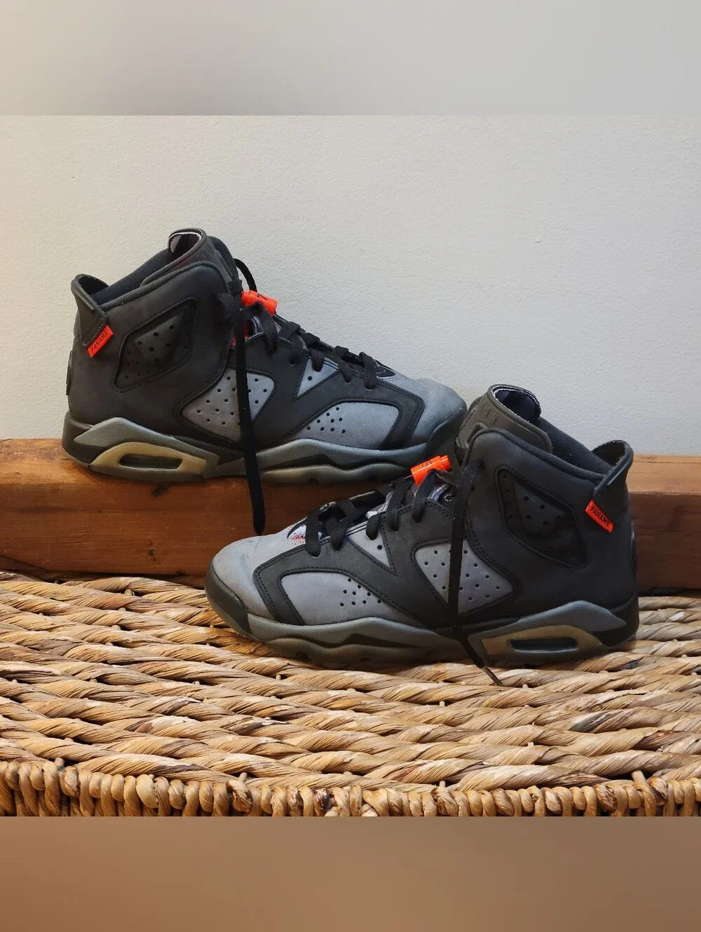 Paris Saint-Germain x Air Jordan 6 Retro 'Iron Grey'